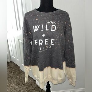 NWOT Women Gray and Cream Graphic Sweatshirt